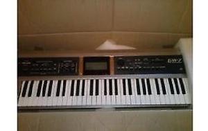 ROLAND GW7 EN CAJA