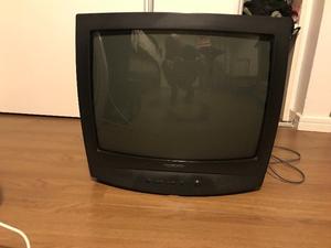 Vendo tv tubo de 21 pulgadas. Excelente estado