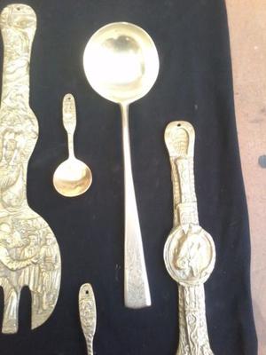 cucharones para colgar de bronce macizo