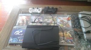 Ps3 con 2 joystick y 6 juegos