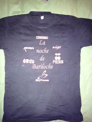 remera negra bariloche