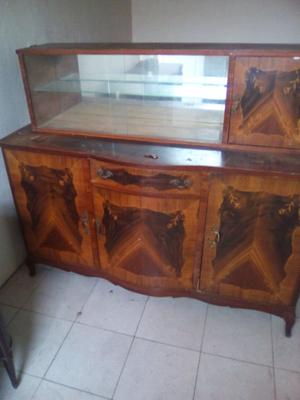 Mueble antiguo comedor