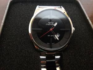 Reloj Montreal nuevo