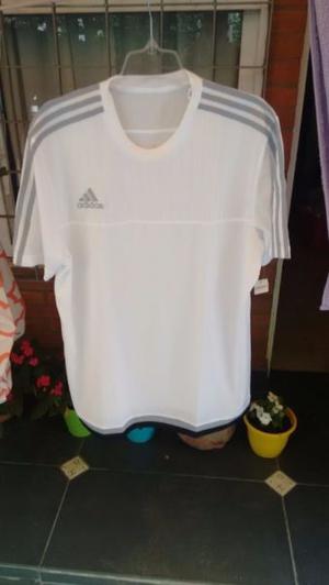 Remeras deportivas Adidas