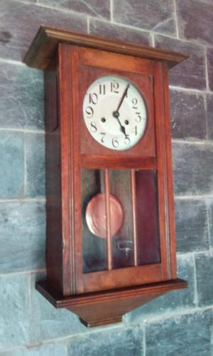 ANTIGUO RELOJ DE PARED A PENDULO