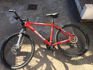 Bicicleta rally Mountain Bike