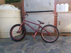 Bmx gt semi nueva