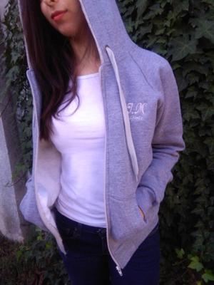 Campera Gris Nueva