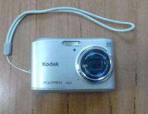 Vendo cámara digital Kodak PIXPRO FZ41. WatsApp: 