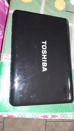 Notebook Toshiba con cargador nuevo