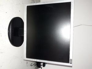 Vendo monitor LCD LG 17"