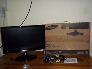 Vendo HDTV Monitor Samsung impecable!!