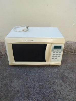 vendo microondas frigidaire funcionando!!