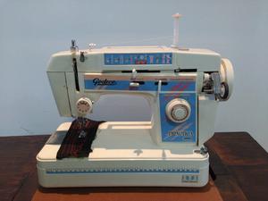 Maquina de coser GODECO PRACTICA 