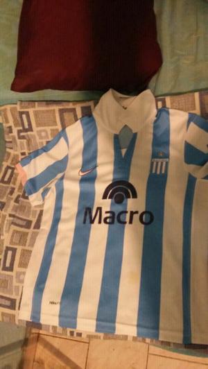 Vendo camiseta de racing nike