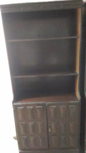 Vendo juego de muebles de comedor en muy buen estado!