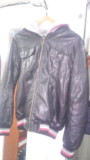 Campera ecocuero negro talle L hombre