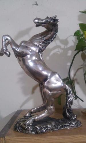 Hermosa escultura de caballo Pieza unica metalica $