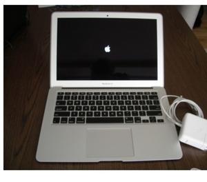 macBook Air 13 como nueva!! IMPERDIBLE!!