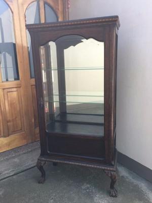 vitrina antigua estilo chinppendale