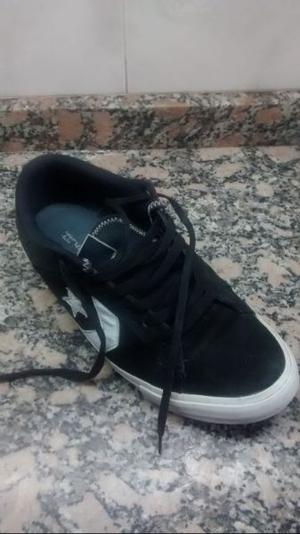 CONVERSE NEGRAS 42