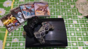 PS3 Ultra Slim 250GB + 2 joysticks + 4 juegos