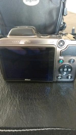 Camara Nikon Coolplix L810