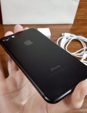 Iphone 7 32gb Negro. Impeable, liberado con garantia!