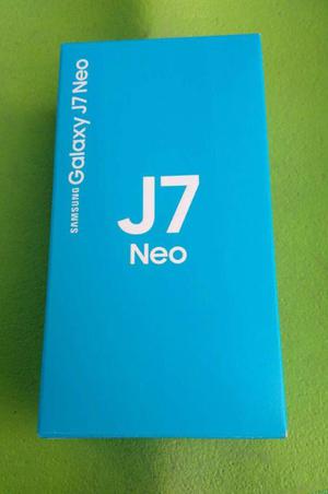 Samsung Galaxy j7 NEO libre nuevo dorado