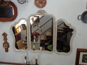 Antiguo espejo tríptico provenzal francés. Antigua Saudade