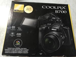 Cámara Nikon Coolpix B700 Nueva