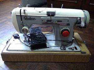 Maquina de coser godeco supermatic