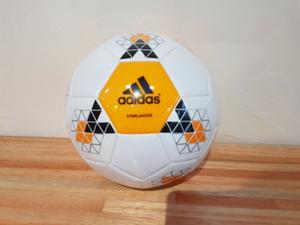 Pelotas de futbol x 60