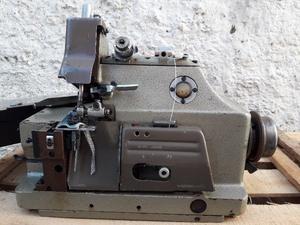 Maquina de coser juki