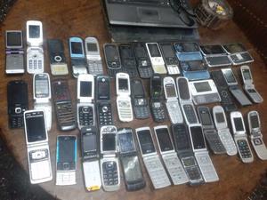 120 celulares y 30 cargadores Viejos
