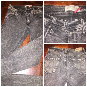 Jeans 2 x $350