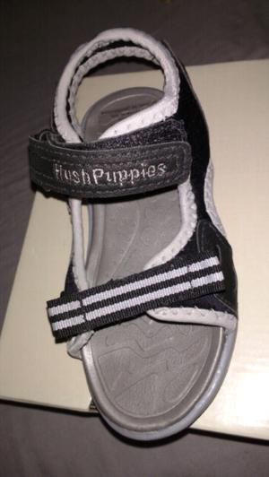 Sandalias franciscanas nene talle 27. Original hush puppies