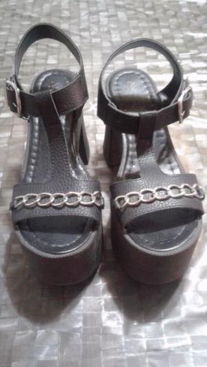 Zapatos Negros 