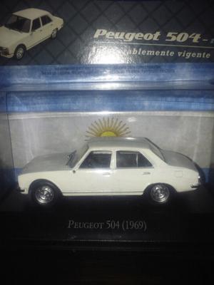 Autito de coleccion Peugeot 504