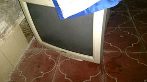 Vendo CPU celeron con monitor urgente!!