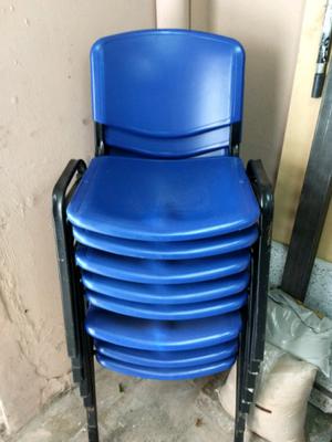 Sillas apilables impecables