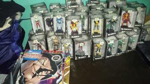 Figuras De Plomo Dc Aguilar Con Revistas