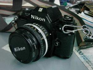Nikon Em