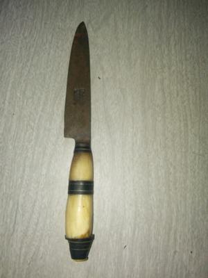 Antiguo cuchilla o cuchillo marca. Tandil Atahualpa.