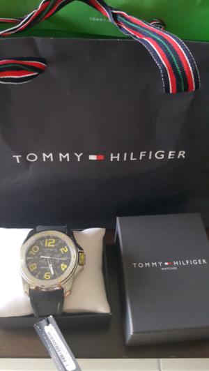 NUEVO RELOJ TOMMY HILFIGER. GARANTIA. 5ATM. TECNOLOGIA SUIZA