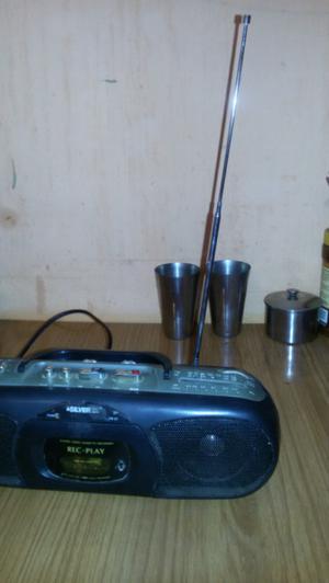 2 radios Buenas