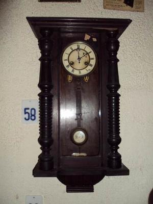 Antiguo Reloj De Pared De Péndulo Junghans