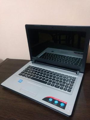 BELLISIMA LENOVO IDEAPAD 300 IGUAL A NUEVA LIQUIDO HOY