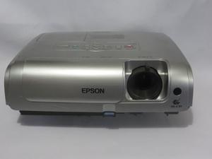 Proyector Epson powerlite s4