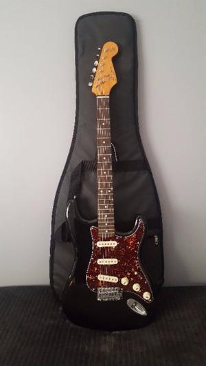 Guitarra Eléctrica Stratocaster Impecable + Funda Acolchada